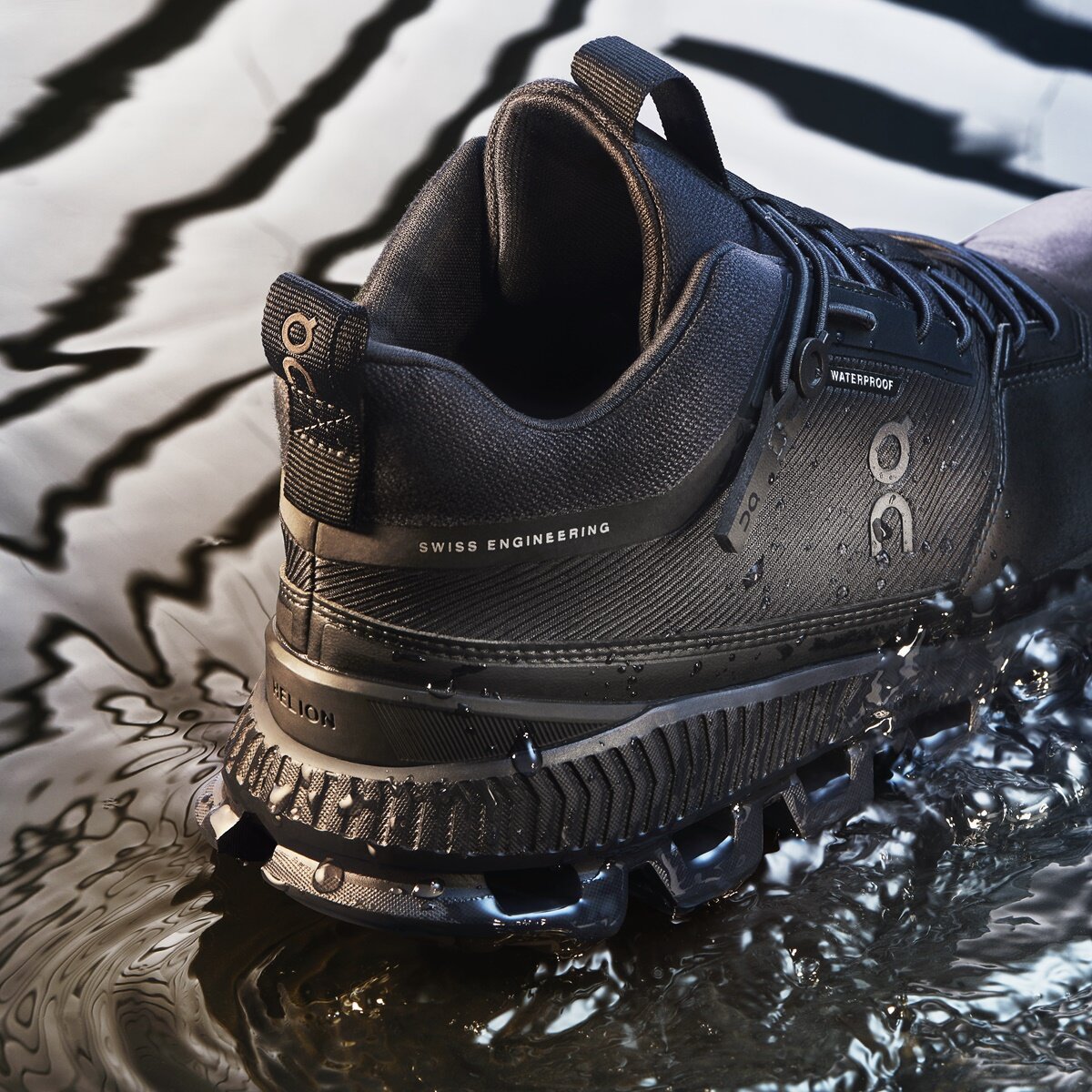 on sneaker cloud hi waterproof